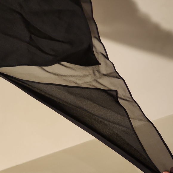 ❤️ BCBGMAXAZRIA SAMMIE SILK TOP, XS - Picture 5 of 13